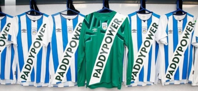 Как букмекер Paddy Power объяснил свой гигантский логотип на форме футболистов?